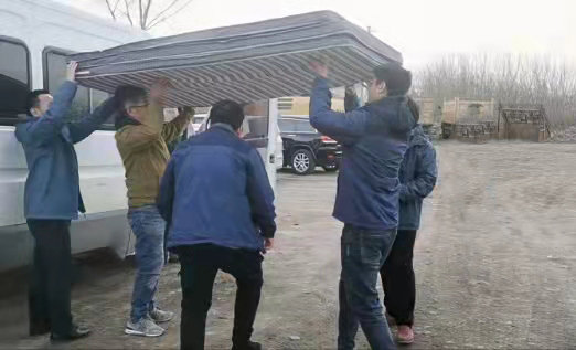 齊心協(xié)力，整理物資準(zhǔn)備出發(fā)